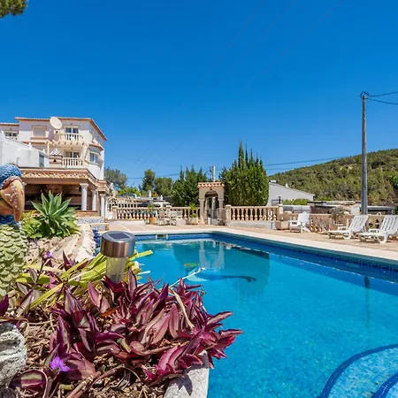 Bnb Habitacion Entre Mar Y Montana Alloggio in famiglia Calpe